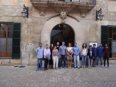 LA PRESIDENTA CATALINA CLADERA VISITA MANACOR