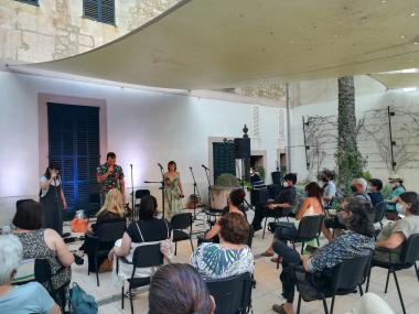 Nit de glosa, cultura i poesia. 