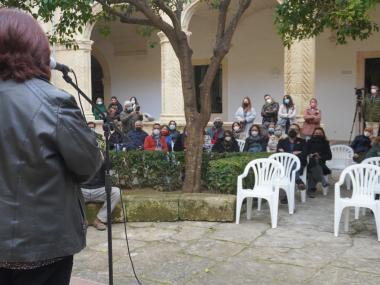 Homenatge a Maria Antònia Oliver, filla predilecta de Manacor. 