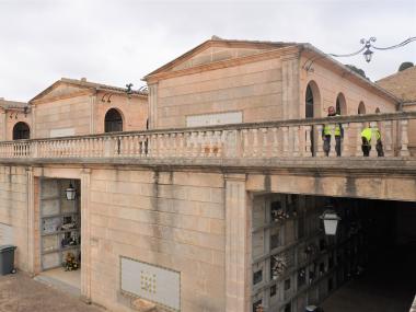Les obres varen començar fa un mes i mig i s'espera que acabin d'aquí a unes sis setmanes. 