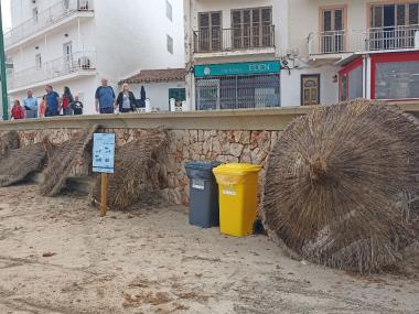 La SAM ha retirat de les platges aquells els elements que poden suposar un perill per a les persones. 