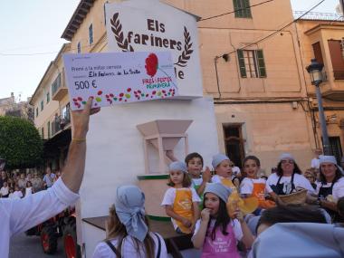 La carrossa guanyadora, els Fariners de La Salle. 