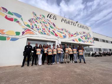 Presentació de la IX Bicicletada Solidària a l'IES Porto Cristo. 