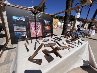 Exposició d'ormejos de pesca. 