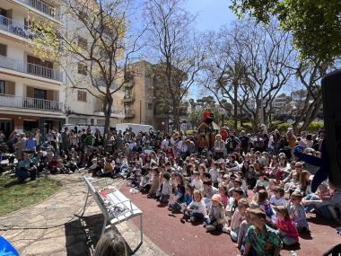 Contacontes musicat 'En Pere i el peixet captiu'. 