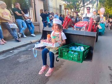 Desfilada de Carrosses i Comparses de les Fires i Festes de Primavera 2024. 