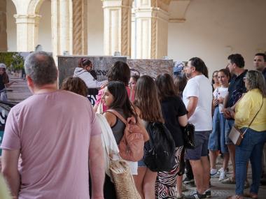 Presentació de la campanya 'Depèn de tu. Viu amb civisme'