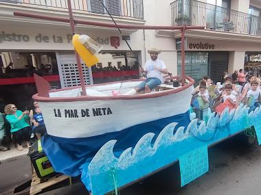 Desfilada de Carrosses i Comparses de les Fires i Festes de Primavera 2024. 