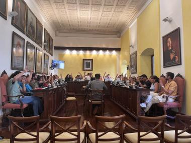 Votació de la moció aprovada per unanimitat. 