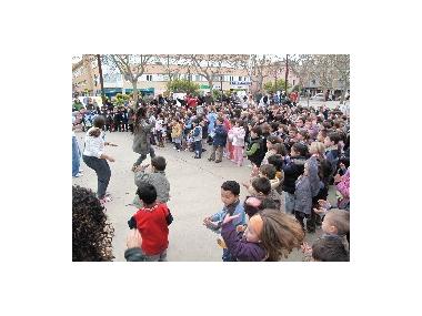 PINTADES PER LA PAU