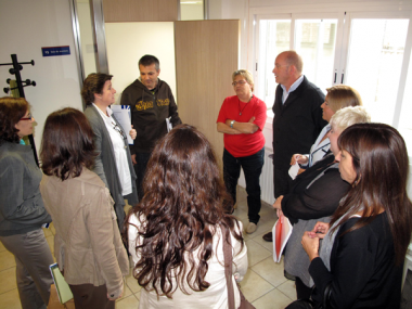 CATALINA CIRER VISITA LES DEPENDÈNCIES D'IMAS A MANACOR