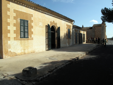 ESCOLA TALLER “SON NEGRE”