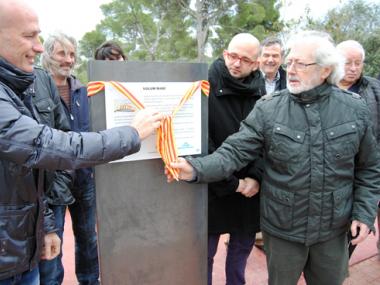 INAUGURADA L’ESCULTURA "VOLUM MARÍ" A PORTO CRISTO