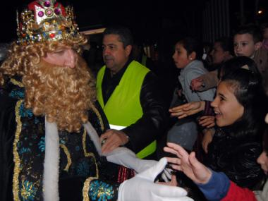 Els Reis d'Orient arribaren a Manacor amb regals, música i caramels