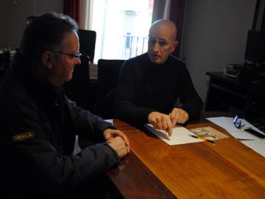 Reunió del batle de Manacor, Antoni Pastor,  amb la Plataforma ‘Mallorca diu no’