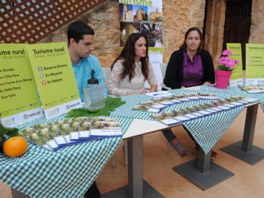 PRESENTADA LA NOVA GUIA  DE TURISME RURAL DE MANACOR