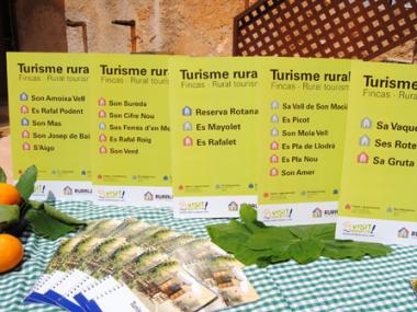 PRESENTADA LA NOVA GUIA  DE TURISME RURAL DE MANACOR