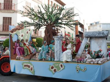 EL COL·LEGI LA SALLE GUANYA LA DESFILADA DE CARROSSES I COMPARSES DE MANACOR