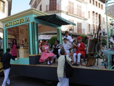 EL COL·LEGI LA SALLE GUANYA LA DESFILADA DE CARROSSES I COMPARSES DE MANACOR