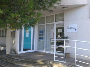 L'Oficina de turisme de Cales de Mallorca  atendrà qualsevol tramitació municipal amb l'Ajuntament de Manacor