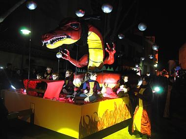 ELS REIS MAGS ARRIBAREN A MANACOR CARREGATS D’IL-LUSIÓ I MILERS DE REGALS 