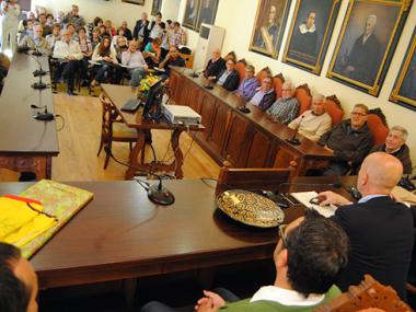 RECEPCIÓ DE L'AJUNTAMENT DE MANACOR  AMB MOTIU DE LA TROBADA D'ANTICS JUGADORS DEL C.B. PERLES MANACOR I EL GRIFEU DE LLANÇÀ