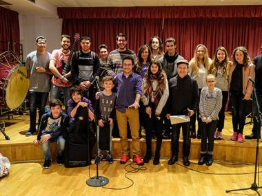 El Campus Rock Manacor fa pujar a l’escenari el talent de 23 joves músics amb ganes d’aprendre dels músics professionals