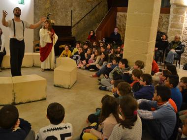 La XII Marató de Rondalles familiaritza centenars d’infants, joves i adults amb els relats típics del nostre folklore