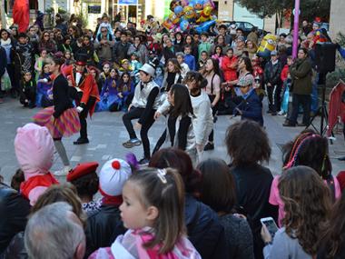 Les fresses omplen de fantasia la Rueta de Manacor