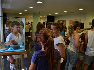 'Un tresor a Porto Cristo' mostra el que han après els alumnes de l'Institut sobre els romans i el vaixell enfonsat al port