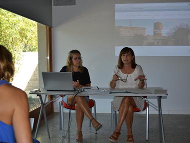 L’Escola Municipal de Mallorquí ofereix més de vint cursos per aprendre i gaudir amb la llengua i la cultura popular
