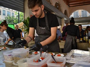Els productes de la plaça de ses Verdures, la gastronomia i la música tornen a ser els protagonistes del 'Vermutejant' 