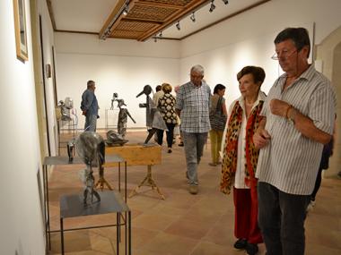 Manacor inaugura a la barriada de Baix des Cós la nova escultura pública que l'artista Jeroni Bosch ha donat al poble