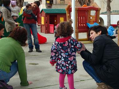 Manacor impulsa l’acompanyament educatiu a les famílies amb activitats i xerrades obertes a pares, mares i infants
