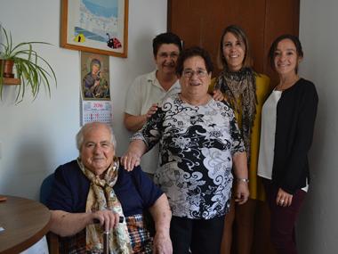 El Servei d'Ajuda a Domicili de l'Ajuntament s'obre a totes les persones amb manca d'autonomia personal que volen viure a ca seva