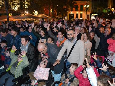 L’encesa de llums concentra centenars de persones a sa Bassa i dóna el tret de sortida a més de vuitanta actes nadalencs