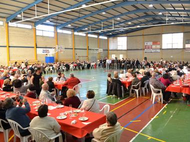 El Dinar de Nadal de la Gent Gran de Manacor aplega vuit associacions de tercera edat i prop de 400 persones  