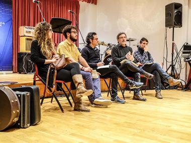 El Campus Rock Manacor fa pujar a l’escenari el talent de 28 joves amb ganes d’aprendre dels professionals de la música