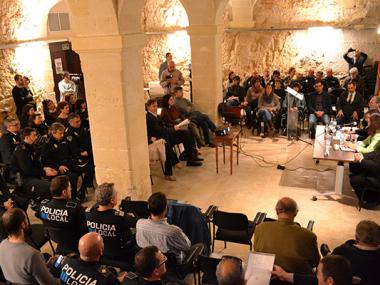 Els policies tutors de Balears actuaren en més de 5.700 ocasions durant el curs passat per garantir la seguretat dels menors