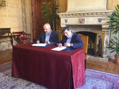 L’Ajuntament i el Consell de Mallorca signen un conveni que permetrà millorar el servei de Bombers a tot el municipi