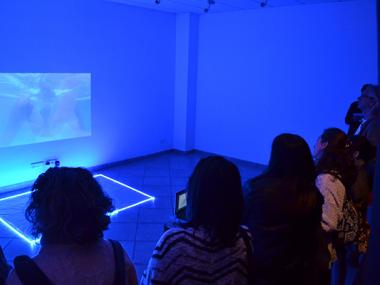 L'exposició Fluids estrena el nou espai d'art de gestió municipal del Complex s'Estació amb art experimental