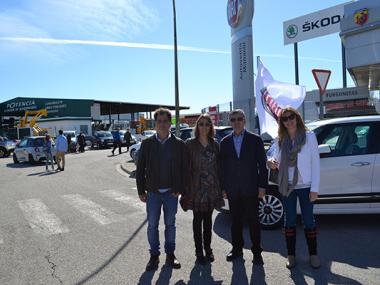 Centenars de persones acudeixen a la XVII Fira de Vehicles d’Ocasió i els organitzadors es mostren satisfets amb les vendes