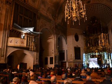 La Fundació Trobada celebra els 25 anys i la conversió de l'alberg per a persones sense sostre en un centre obert les 24 hores