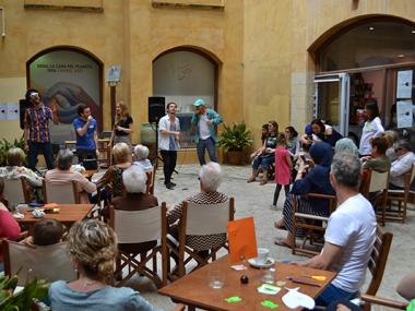Manacor es llança al carrer a gaudir de les arts i demostra durant tot el dissabte que la ciutadania es mou amb la cultura