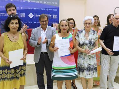La XI Fira Nocturna de s’Illot s’estén pels carrers amb els productes artesans i la gastronomia com a reclam