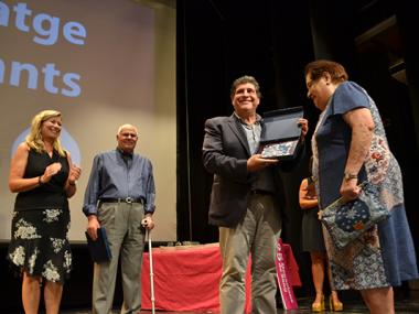 La Fundació Banc de Sang i Teixits ret homenatge a Manacor a més de 50 persones que han batut rècords de donació de sang