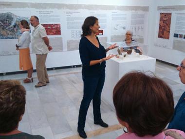 L'exposició Promontoris i murades mostra els resultats de les excavacions del jaciment prehistòric de sa Ferradura