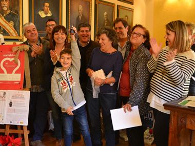 El concurs de fotos ‘Felicita per Nadal de Cor’ entrega una panera de més de 300 euros i obsequis als 10 finalistes