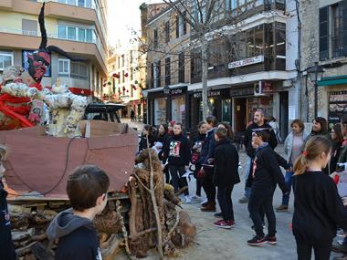 Sant Antoni i els dimonis fan esclatar la festa a tot Manacor