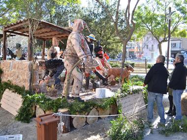 Sant Antoni i els dimonis fan esclatar la festa a tot Manacor